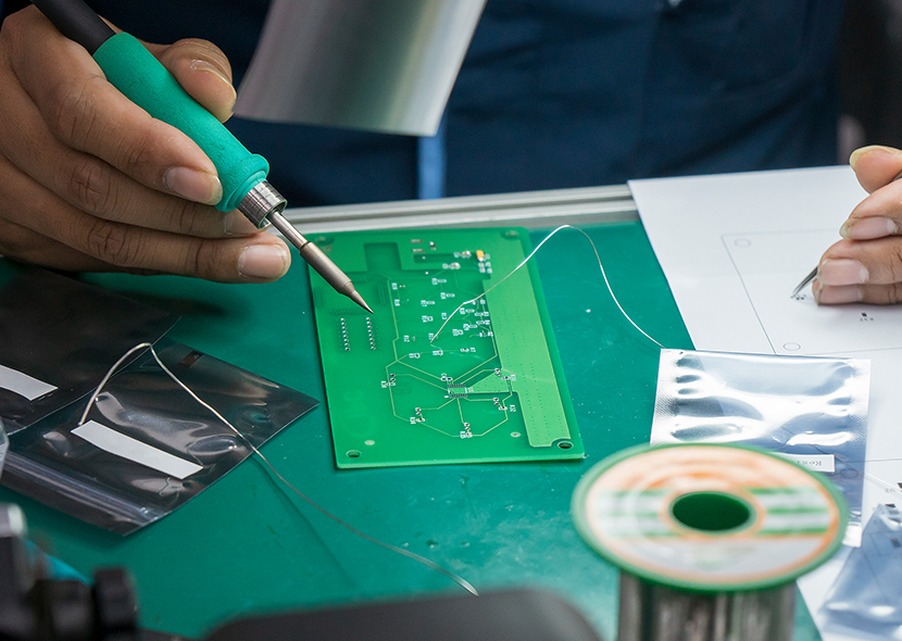 以技术抢占市场