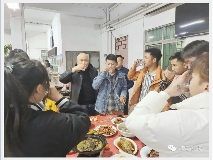 1702364601359427.png 7.png